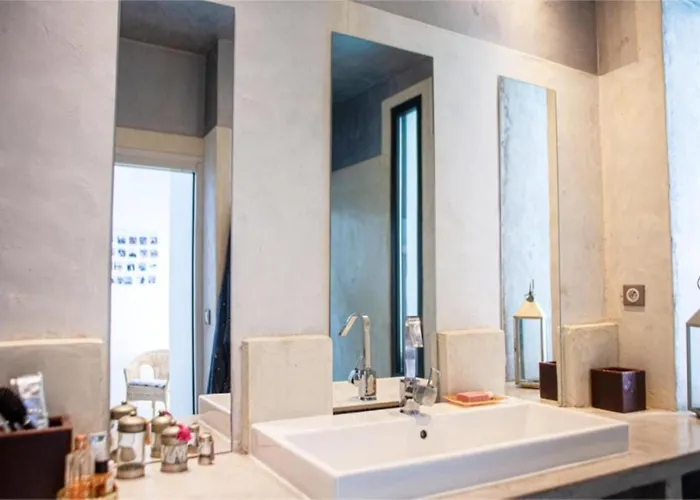 La Nomade - Maison Contemporaine Avec Piscine - *